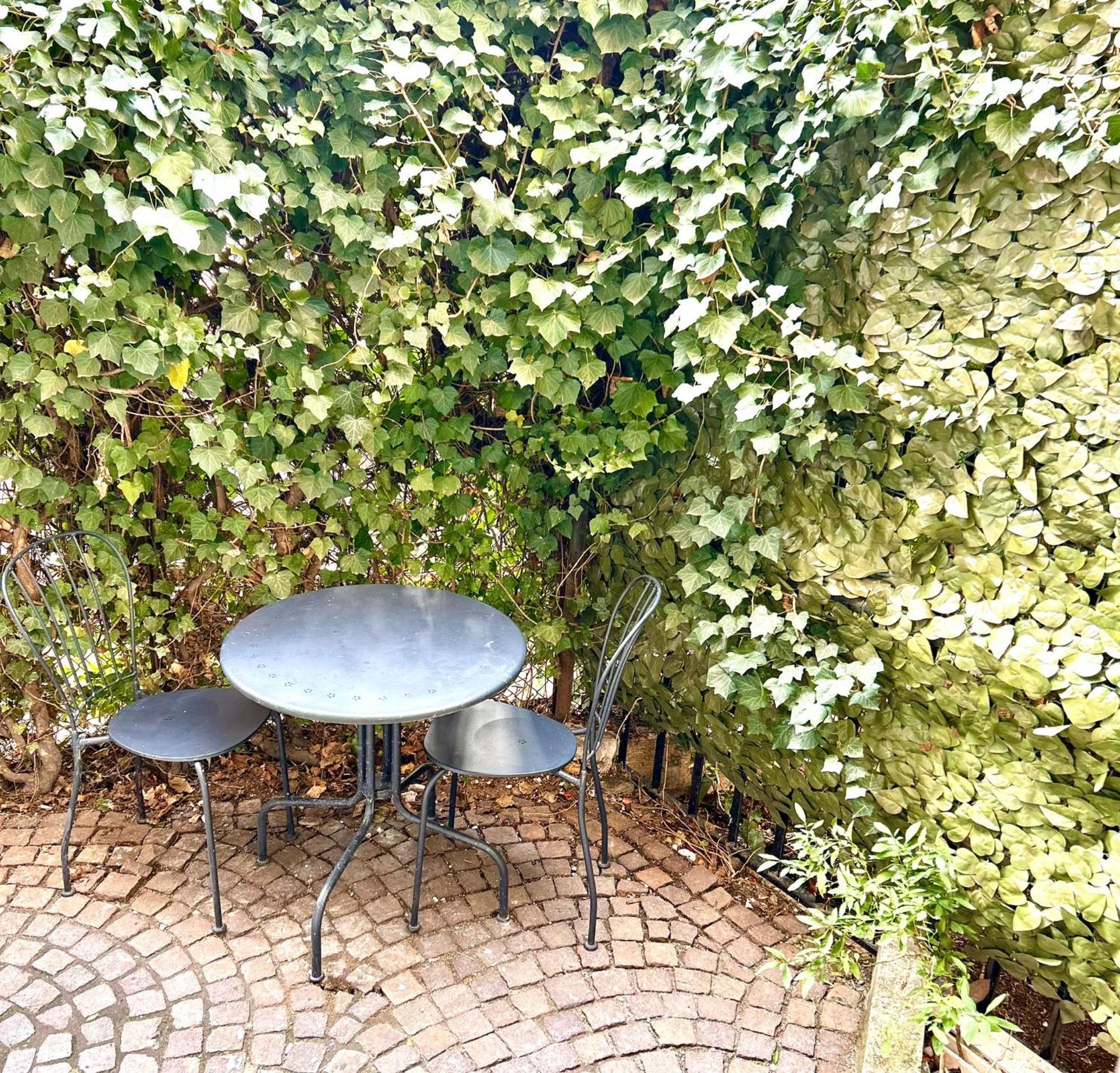 Lovely 2 Room Apartment With Small Garden Мілан Екстер'єр фото